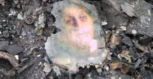 Emotivo hallazgo entre los escombros de la panadería «La Unión» de Tolhuin