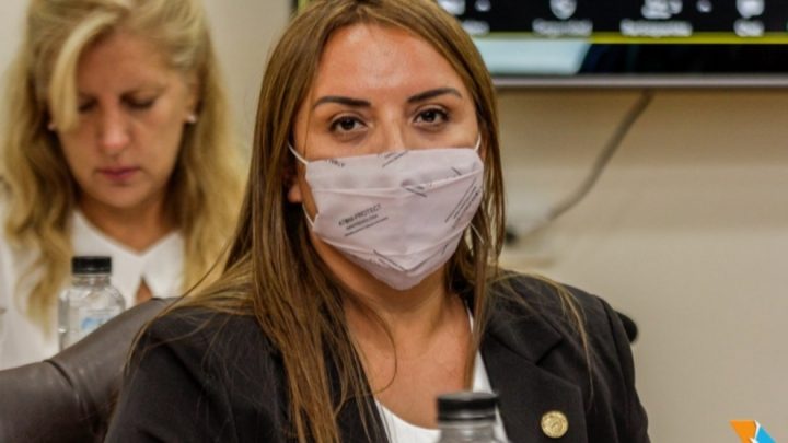 “Todos observamos la demora que hay en el arreglo de los establecimientos educativos”