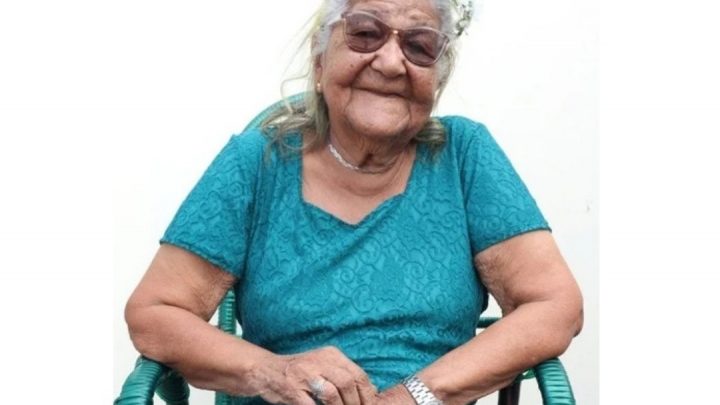 Tiene 101 años, envió su CV a una empresa y su historia se hizo viral