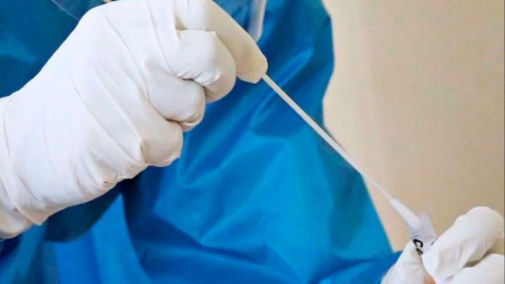 Japón le pidió a China que no haga más test anales de coronavirus