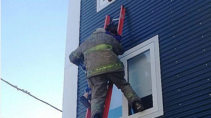 Heroicos rescates en un incendio