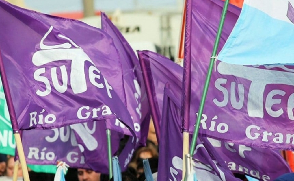 Salarios: la propuesta de incremento al sector docente es del 55% al salario básico