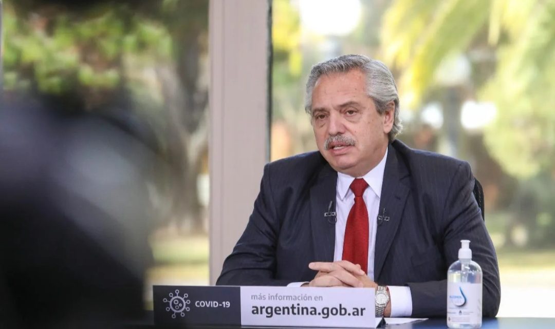 Coronavirus: Fernández convocó a cumbre virtual de gobernadores ante aumento de casos en países limítrofes