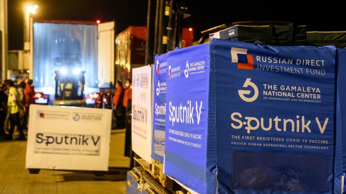 Arriban hoy 732.500 Sputnik V y Argentina ya cuenta con más de 4.000.000 de dosis Arriban hoy 732.500 Sputnik V y Argentina ya cuenta con más de 4.000.000 de dosis