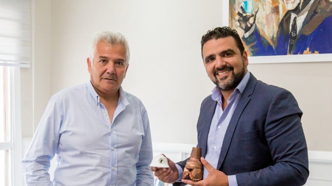 WALTER VUOTO SE REUNIÓ CON EL GREMIALISTA RENÉ VERGARA