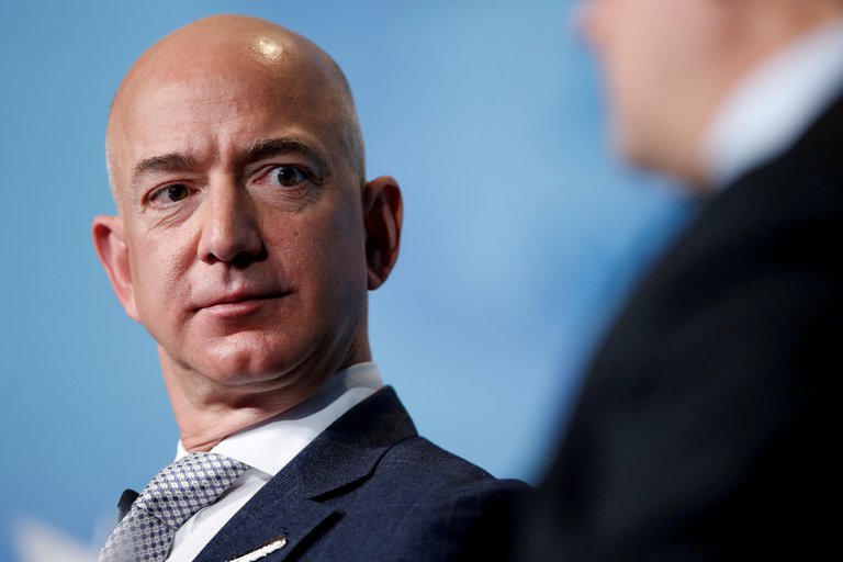 Por qué es tan importante escribir bien, según Jeff Bezos Por qué es tan importante escribir bien, según Jeff Bezos
