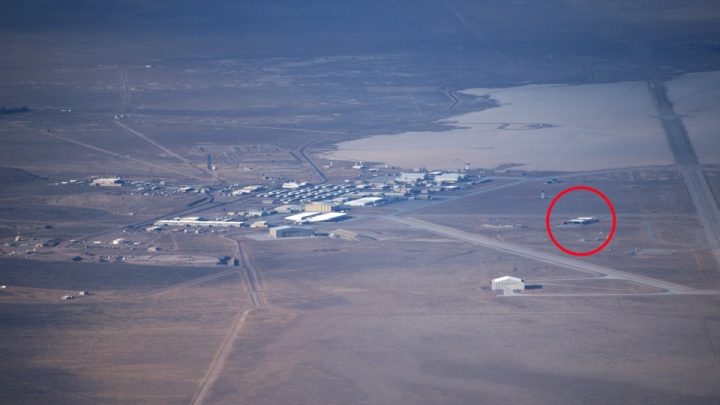 Fotografiaron un objeto triangular en el Área 51 con posible apariencia extraterrestre