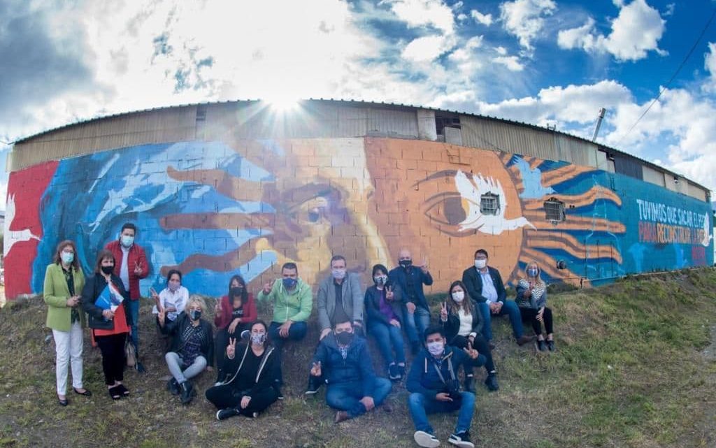 VUOTO Y HARRINGTON JUNTO A TRISTÁN BAUER VISITARON EL MURAL DE “NÉSTOR KIRCHNER: HÉROE COLECTIVO”