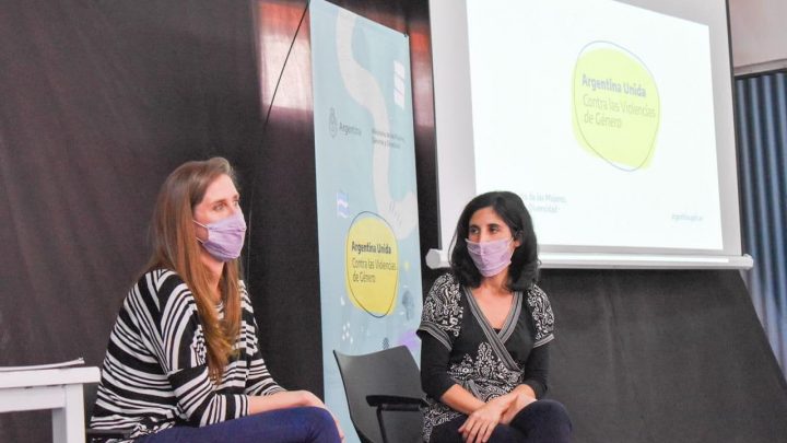 FUNCIONARIAS NACIONALES Y MUNICIPALES ANALIZARON LA PROBLEMÁTICA DE LA VIOLENCIA DE GÉNERO