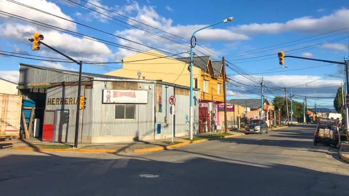 QUEDA HABILITADO EL SEMÁFORO EN PERÓN Y FUEGIA BASKET