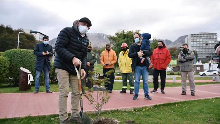 LA MUNICIPALIDAD ACOMPAÑÓ A FAMILIARES Y VÍCTIMAS DE LA ÚLTIMA DICTADURA CÍVICO-MILITAR