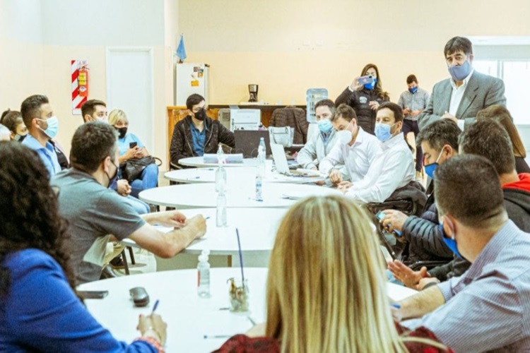 Gobierno dice que ofrecio un 37% de aumento y desde ATE lo desmintieron Gobierno dice que ofrecio un 37% de aumento y desde ATE lo desmintieron