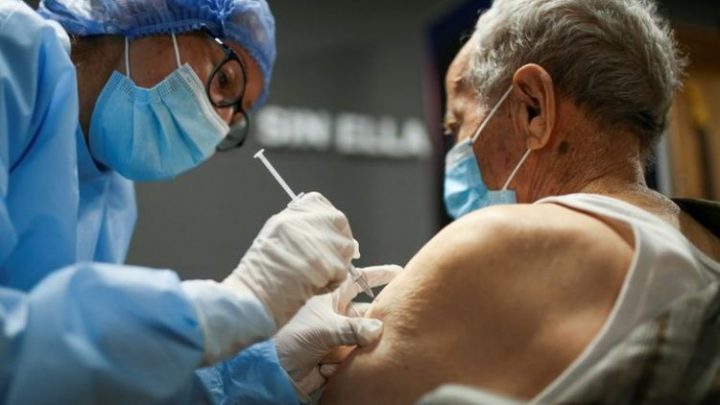 Coronavirus: detectaron una “variante doble mutante” en India