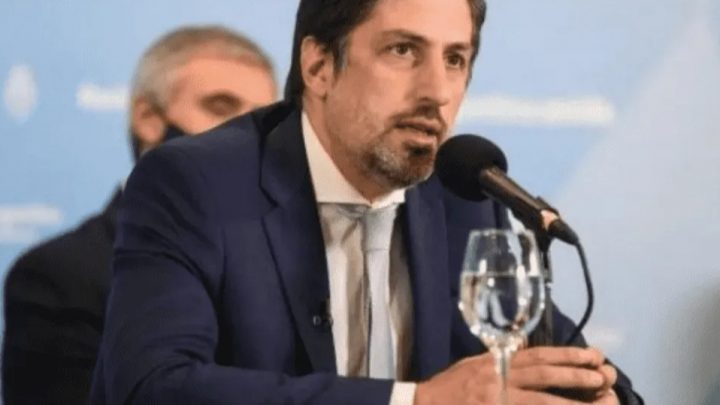 Trotta: «No se van a cerrar las escuelas»