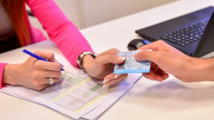 Siguen otorgando licencias de conducir en Río Grande