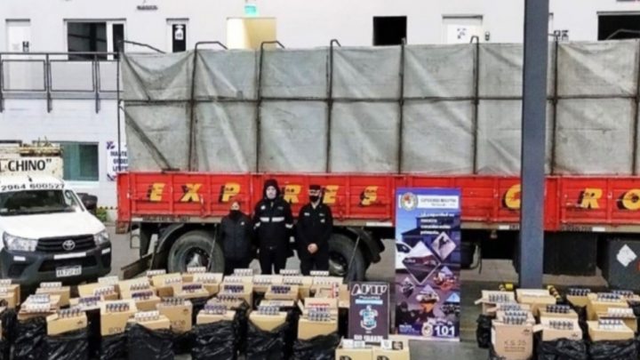 Contrabando de cigarrillos 4 detenidos