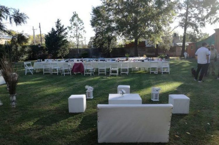 Hicieron una fiesta de casamiento clandestina y los novios terminaron detenidos
