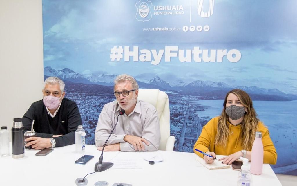 DANIEL FILMUS: “SI QUEREMOS USAR MALVINAS PARA LA DEMAGOGIA O LA RETÓRICA, NO SIRVE” DANIEL FILMUS: “SI QUEREMOS USAR MALVINAS PARA LA DEMAGOGIA O LA RETÓRICA, NO SIRVE”