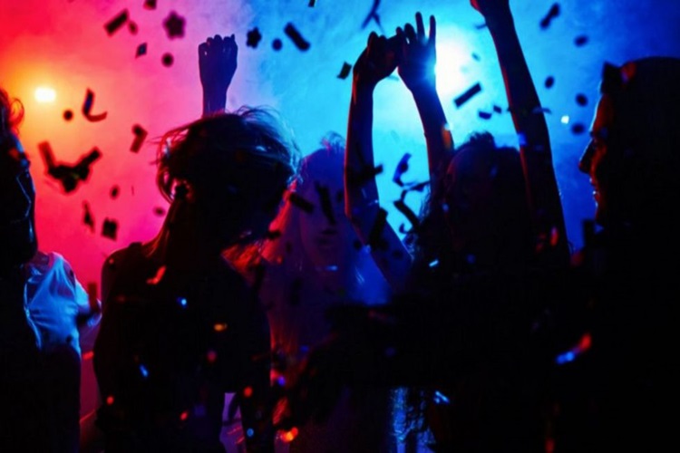 Funcionarios aislados por una fiesta clandestina en Ushuaia