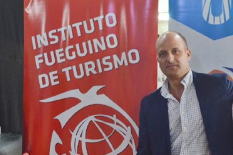 Denuncian a presidente del INFUETUR por incumplimiento del Decreto de aumento salarial Denuncian a presidente del INFUETUR por incumplimiento del Decreto de aumento salarial