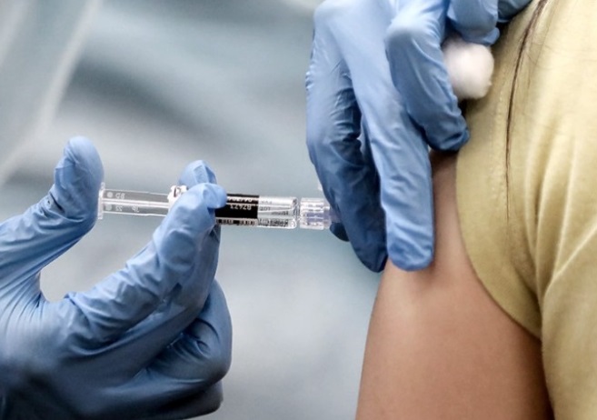 Por qué las vacunas son efectivas contra las diferentes variantes de coronavirus
