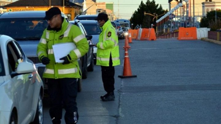Urgente: Extienden los horarios para circular y de atención comercial