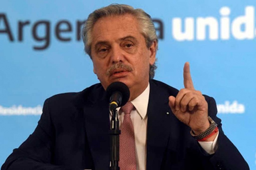 “Los distritos con clases presenciales están jugando con fuego y el fuego va a quemar a la gente” “Los distritos con clases presenciales están jugando con fuego y el fuego va a quemar a la gente”