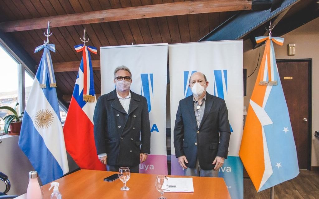 EL JEFE DE GABINETE RECIBIÓ AL CÓNSUL DE CHILE EN USHUAIA EL JEFE DE GABINETE RECIBIÓ AL CÓNSUL DE CHILE EN USHUAIA