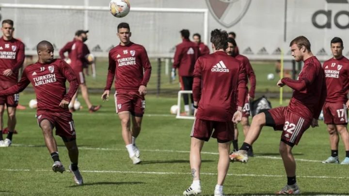Al Menos 10 Jugadores De River Dieron Positivo De Covid A Un Día Del Superclásico
