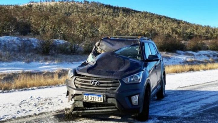 Conductora Chocó Contra El Semi De Un Camion Al Intentar Sobrepasarlo En La Ruta 3