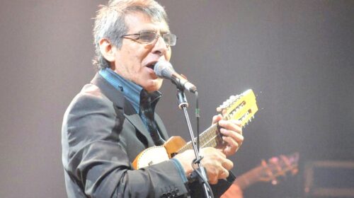 ‘Peteco’ Carabajal cerrará los festejos por el 25 de Mayo ‘Peteco’ Carabajal cerrará los festejos por el 25 de Mayo
