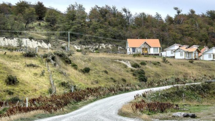 Anuncian una inversión de casi 600 millones para pavimentar la ruta de bajada al lago Fagnano