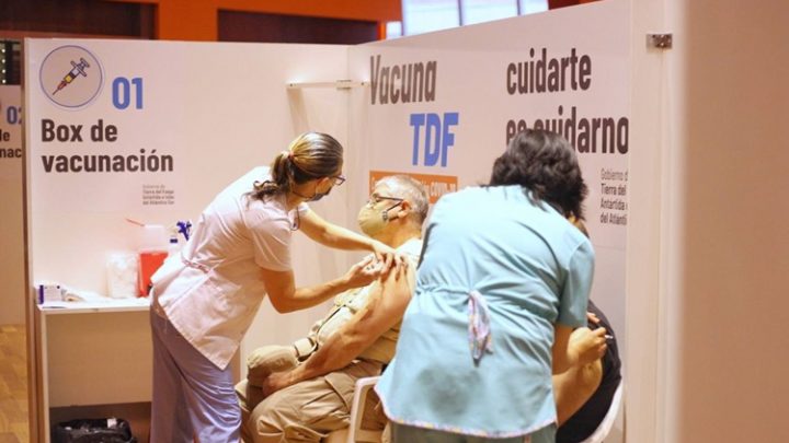 TDF comienza a vacunar a los nacidos hasta 1966 sin factores de riesgo