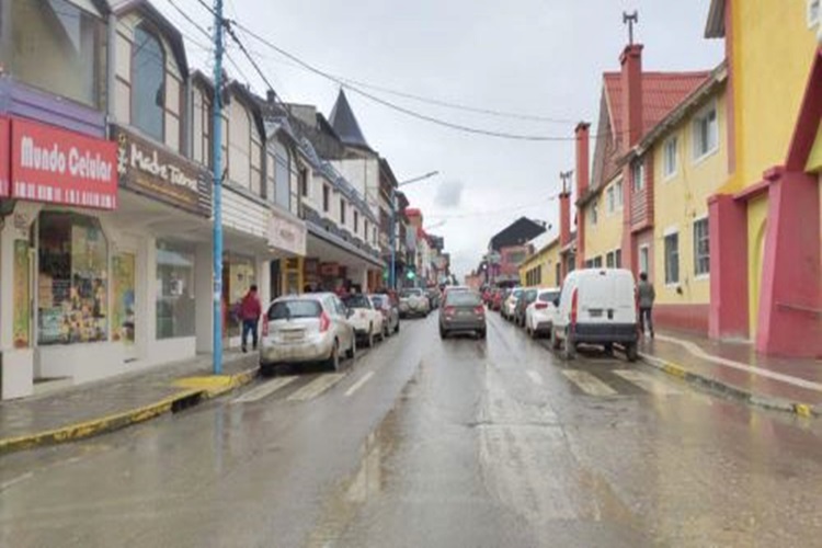 Si cierran los comercios, se nos complica poder pagar salarios