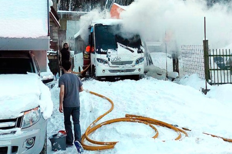 Incendio en un motorhome en Ushuaia