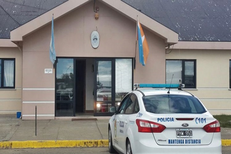 Procesaron a Concejal por agredir a un joven en un supermercado