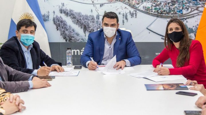 LOS MUNICIPIOS DE USHUAIA Y TOLHUIN IMPLEMENTARÁN EL PROGRAMA POTENCIAR DEPORTE