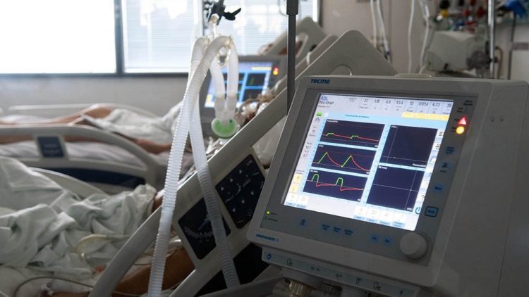 “Vamos a tener que decidir quién respira”, preocupante advertencia de una médica rosarina