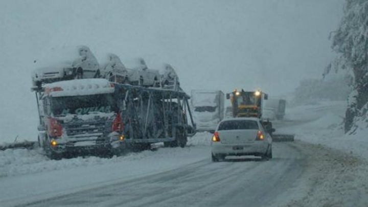 Piden evitar transitar por la Ruta 3 por el temporal de nieve