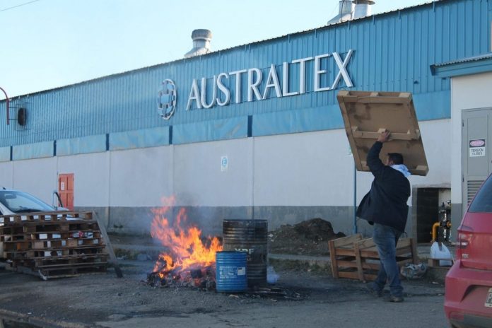 AustralTex deberá pagar el 100% de los salarios adeudados a los trabajadores