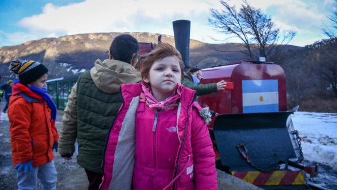 Los niños de Ushuaia siguen conociendo la ciudad con el programa de Turismo Social Los niños de Ushuaia siguen conociendo la ciudad con el programa de Turismo Social