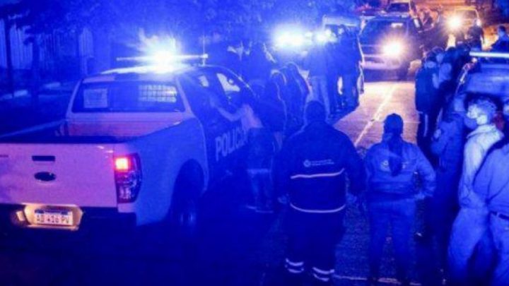 Su hijo organizó una fiesta clandestina y le embargaron el sueldo por un año