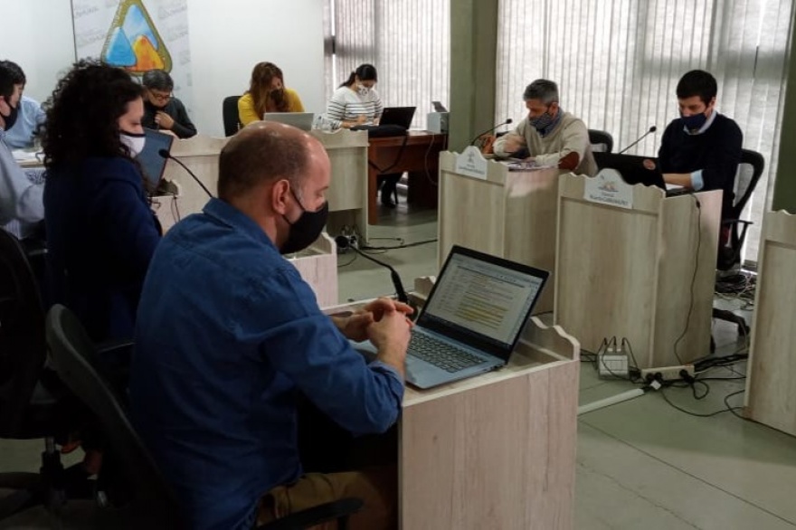 Concejales denuncian que Melella «pone en riesgo el funcionamiento del municipio»