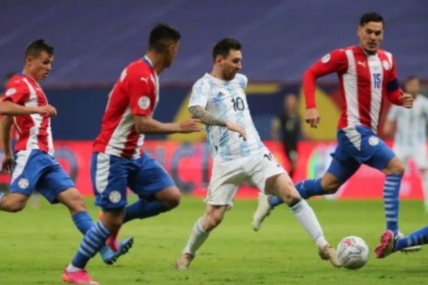 Copa América: Argentina venció a Paraguay y aseguró su lugar en cuartos de final