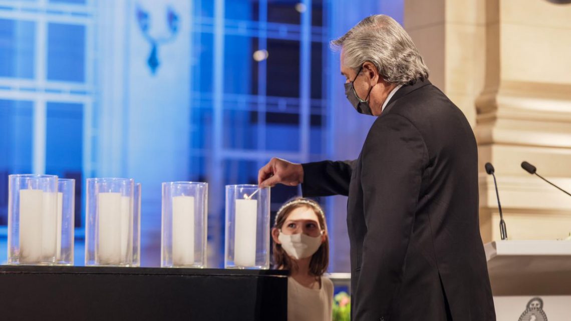 El Presidente encabezará una ceremonia en homenaje a los fallecidos por el Covid-19 en la Argentina