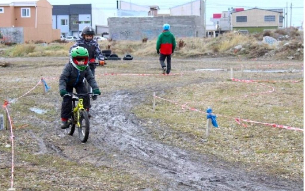 Deportes urbanos en Río Grande: Se llevó adelante un campus de Mountain Bike Deportes urbanos en Río Grande: Se llevó adelante un campus de Mountain Bike