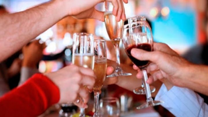 TDF vuelven las reuniones sociales, pero sigue la restricción vehicular de madrugada