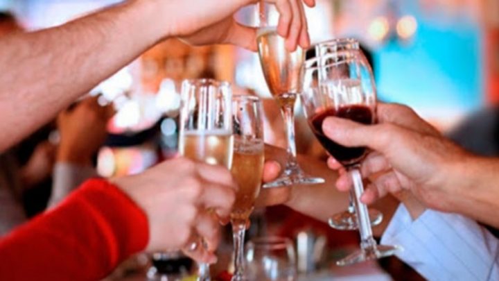 TDF vuelven las reuniones sociales, pero sigue la restricción vehicular de madrugada