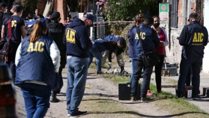 Se hizo cargo de sus sobrinos tras el asesinato de su hermana y la mataron de tres tiros