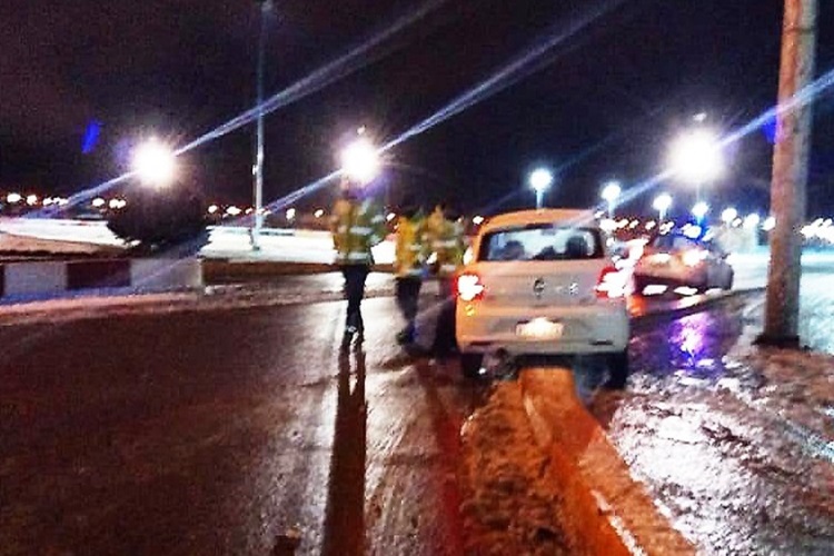 Dos despistes, uno de ellos de un conductor borracho